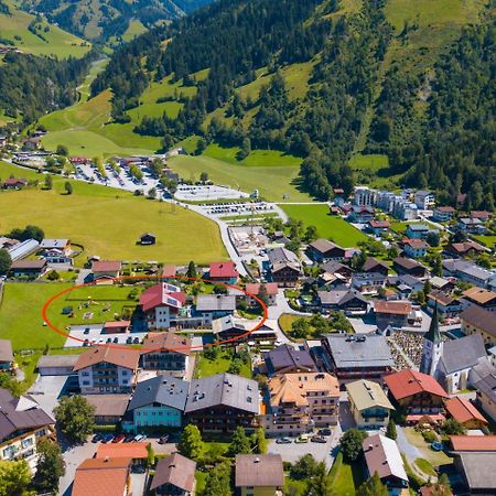 Landhaus & Appartementhaus Haussteiner Dorfgastein Buitenkant foto